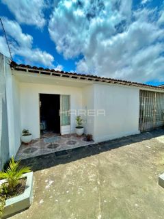 Casa 3 quartos sendo 1 suíte | Perto de Tudo | S. Lyra
