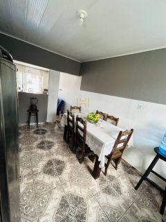 Casa 3 quartos sendo 1 suíte | Perto de Tudo | S. Lyra