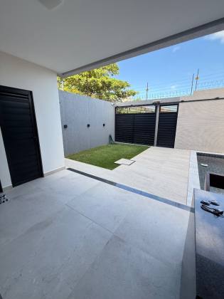 Casa triplex em Tamandaré 4 quartos