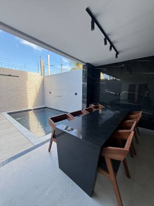 Casa triplex em Tamandaré 4 quartos