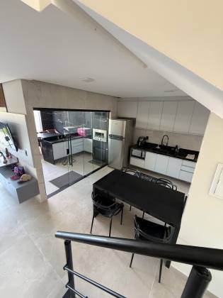 Casa triplex em Tamandaré 4 quartos