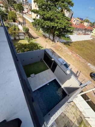 Casa triplex em Tamandaré 4 quartos