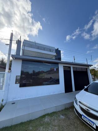 Casa triplex em Tamandaré 4 quartos