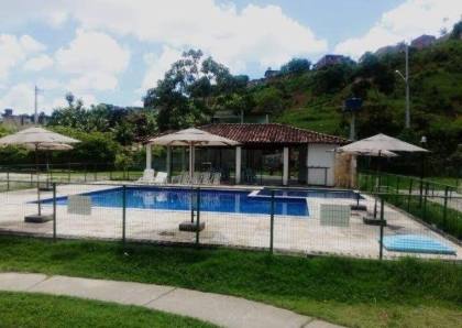 Conjunto Residencial Yapoatan Condominio Clube