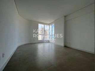 Apartamento Frente Nereu Ramos - 3 suítes e 3 vagas de garagem, ampla área de Lazer completa ( DE R$ 2.100.000,00  POR R$ 1.620.000,00 Á VISTA )