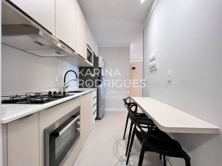 Apartamento Finamente Mobiliado em Itapema vista Mar 2 quartos sendo 1 suíte