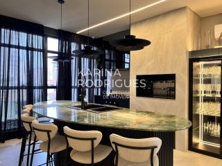 Apartamento 3 suítes e 2 vagas ampla área de Lazer na Meia Praia de R$ 2.200.000,00 por R$ 1.680.000,00 ( R$ 600 mil de entrada e saldo em 60x ).