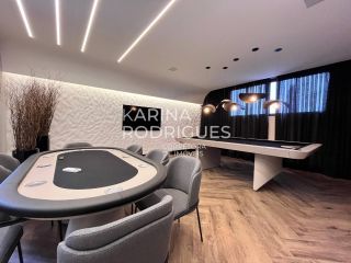 Apartamento 3 suítes e 2 vagas ampla área de Lazer na Meia Praia de R$ 2.200.000,00 por R$ 1.680.000,00 ( R$ 600 mil de entrada e saldo em 60x ).