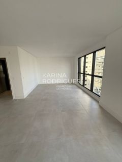 Apartamento 3 suítes e 2 vagas ampla área de Lazer na Meia Praia de R$ 2.200.000,00 por R$ 1.680.000,00 ( R$ 600 mil de entrada e saldo em 60x ).