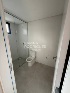 Apartamento 3 suítes e 2 vagas ampla área de Lazer na Meia Praia de R$ 2.200.000,00 por R$ 1.680.000,00 ( R$ 600 mil de entrada e saldo em 60x ).