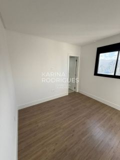Apartamento 3 suítes e 2 vagas ampla área de Lazer na Meia Praia de R$ 2.200.000,00 por R$ 1.680.000,00 ( R$ 600 mil de entrada e saldo em 60x ).