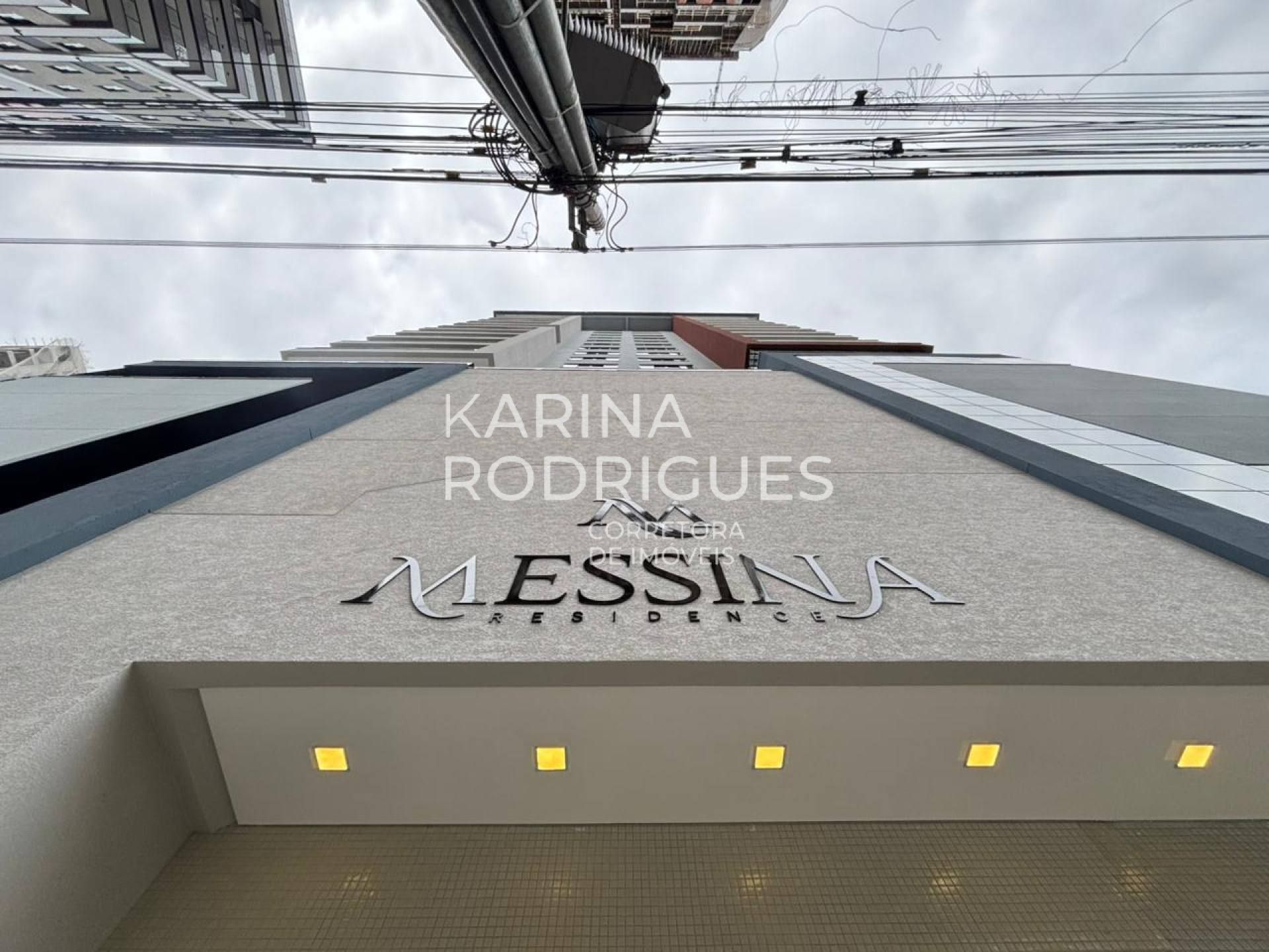 Oportunidade na Meia Praia Frente 3º Aven 3 suítes e 2 vagas lazer completo R$ 1.200.000,00 á vista