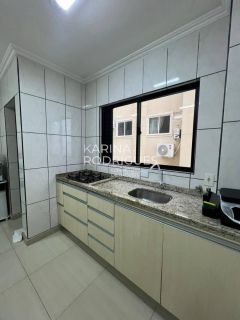 Excelente Apartamento Quadra Mar na Meia Praia 2 quartos sendo 1 suíte