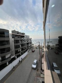 Excelente Apartamento Quadra Mar na Meia Praia 2 quartos sendo 1 suíte