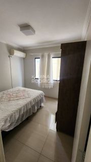 Excelente Apartamento Quadra Mar na Meia Praia 2 quartos sendo 1 suíte