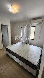 Excelente Apartamento Quadra Mar na Meia Praia 2 quartos sendo 1 suíte