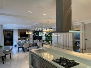 Excelente Apartamento 176 m² sendo 3 suítes e 3 vagas ampla área de lazer ( Avalia absorver permuta por terreno em Santa Catarina e Paraná, Curitiba e Cascavel)