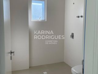 Excelente Apartamento 176 m² sendo 3 suítes e 3 vagas ampla área de lazer ( Avalia absorver permuta por terreno em Santa Catarina e Paraná, Curitiba e Cascavel)