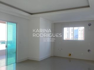 Excelente Apartamento 176 m² sendo 3 suítes e 3 vagas ampla área de lazer ( Avalia absorver permuta por terreno em Santa Catarina e Paraná, Curitiba e Cascavel)