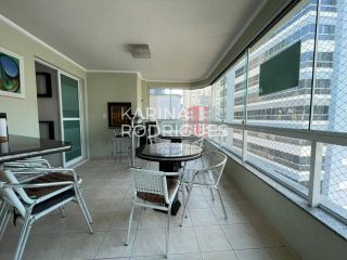 Cobertura na Rua do Russi Russi em Meia Praia 3 quartos sendo 1 suíte 4 vagas de garagem