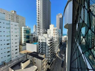 Cobertura na Rua do Russi Russi em Meia Praia 3 quartos sendo 1 suíte 4 vagas de garagem