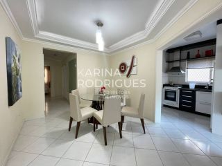 Cobertura na Rua do Russi Russi em Meia Praia 3 quartos sendo 1 suíte 4 vagas de garagem