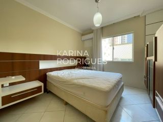 Cobertura na Rua do Russi Russi em Meia Praia 3 quartos sendo 1 suíte 4 vagas de garagem