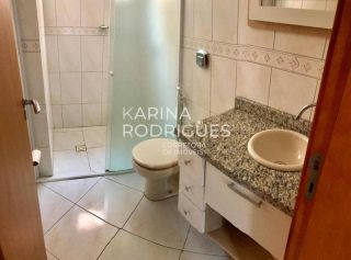 Excelente Apartamento de 3 suítes na Meia Praia para Temporada