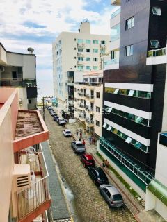 Excelente Apartamento de 3 suítes na Meia Praia para Temporada