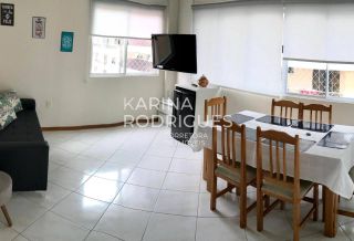 Excelente Apartamento de 3 suítes na Meia Praia para Temporada