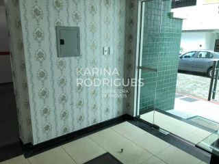 Excelente Apartamento de 3 suítes na Meia Praia para Temporada