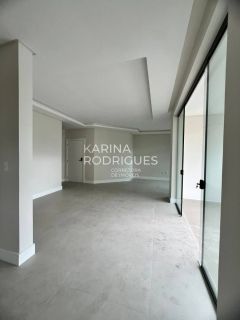 Excelente Apartamento 3 suítes e 2 vagas de garagem ( ampla área de lazer)