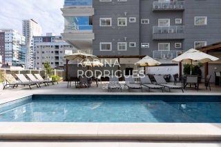 Apartamento 280 m² 3 suítes e 2 vagas finamente mobiliado na Meia Praia