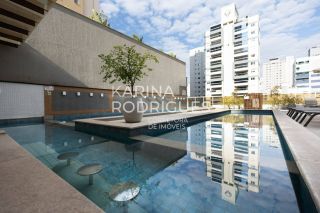 Apartamento 280 m² 3 suítes e 2 vagas finamente mobiliado na Meia Praia