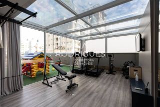 Apartamento 280 m² 3 suítes e 2 vagas finamente mobiliado na Meia Praia