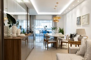 Apartamento 280 m² 3 suítes e 2 vagas finamente mobiliado na Meia Praia