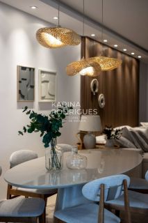 Apartamento 280 m² 3 suítes e 2 vagas finamente mobiliado na Meia Praia