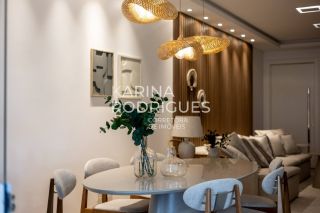 Apartamento 280 m² 3 suítes e 2 vagas finamente mobiliado na Meia Praia