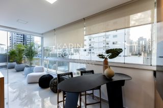 Apartamento 280 m² 3 suítes e 2 vagas finamente mobiliado na Meia Praia