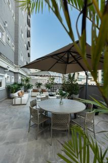 Apartamento 280 m² 3 suítes e 2 vagas finamente mobiliado na Meia Praia