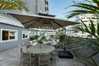 Apartamento 280 m² 3 suítes e 2 vagas finamente mobiliado na Meia Praia