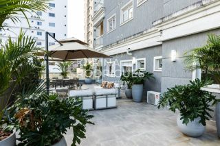 Apartamento 280 m² 3 suítes e 2 vagas finamente mobiliado na Meia Praia