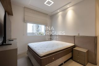 Apartamento 280 m² 3 suítes e 2 vagas finamente mobiliado na Meia Praia