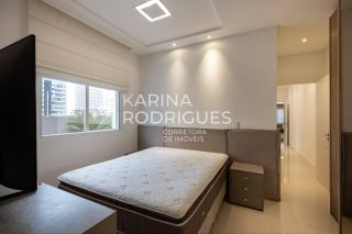 Apartamento 280 m² 3 suítes e 2 vagas finamente mobiliado na Meia Praia