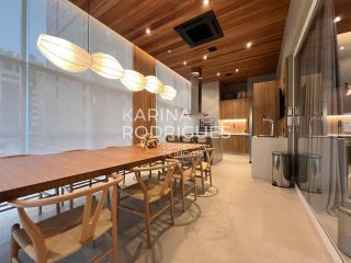 Excelente apartamento 4 suítes com 190 m² privativos ampla área de lazer de R$ 2.750.000,00 por R$ 2.000.000,00 na Meia Praia