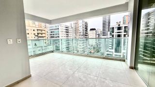 Excelente apartamento 4 suítes com 190 m² privativos ampla área de lazer de R$ 2.750.000,00 por R$ 2.000.000,00 na Meia Praia