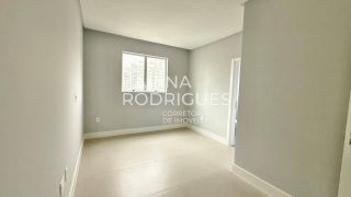 Excelente apartamento 4 suítes com 190 m² privativos ampla área de lazer de R$ 2.750.000,00 por R$ 2.000.000,00 na Meia Praia