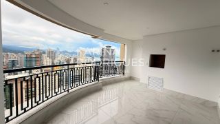 Excelente Apartamento 4 suítes e 3 vagas Vista Mar Padrão Dallo ampla área de Lazer no Rooftop