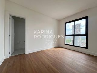 Excelente Apartamento Vista Mar na rua do Píer em Meia Praia 3 suítes com 3 vagas e 1 vaga de Jet sky ampla área de Lazer