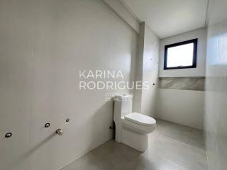 Excelente Apartamento Vista Mar na rua do Píer em Meia Praia 3 suítes com 3 vagas e 1 vaga de Jet sky ampla área de Lazer